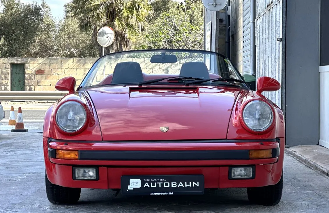 Porsche 911 Carrera 3.2 Speedster